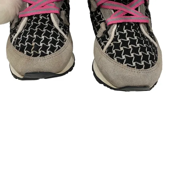 NIKE HI 3 TALL SNEAKER BOOTS FAUX FUR POMS IN HOT PINK, BLACK &amp; WHITE SIZE US 6