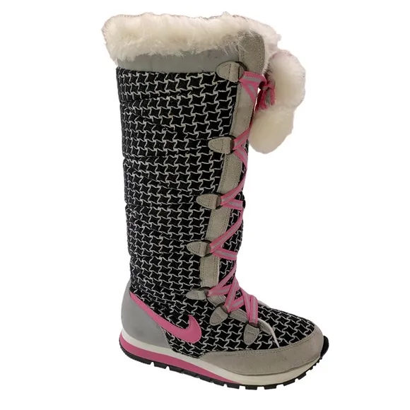 NIKE HI 3 TALL SNEAKER BOOTS FAUX FUR POMS IN HOT PINK, BLACK &amp; WHITE SIZE US 6