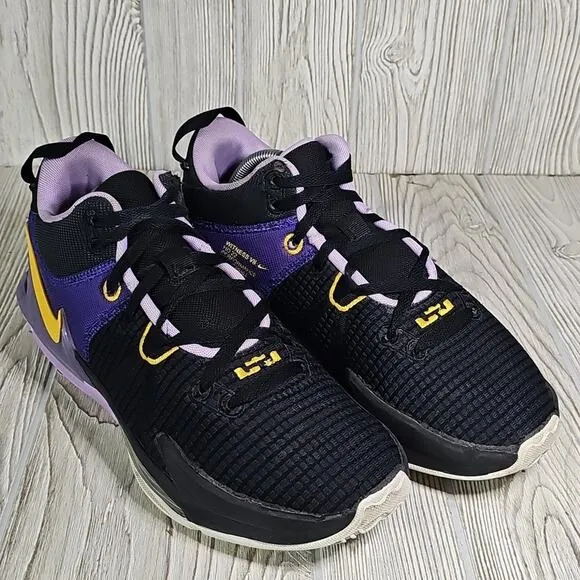 Nike Lebron Witness VII Lakers Basketball Shoes Mens Size 11