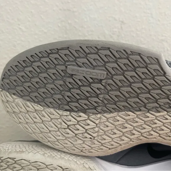 Nike Mamba Fury Cool Grey CK6632-001 Mens Rare Kobe Bryant KB24 Sz 9