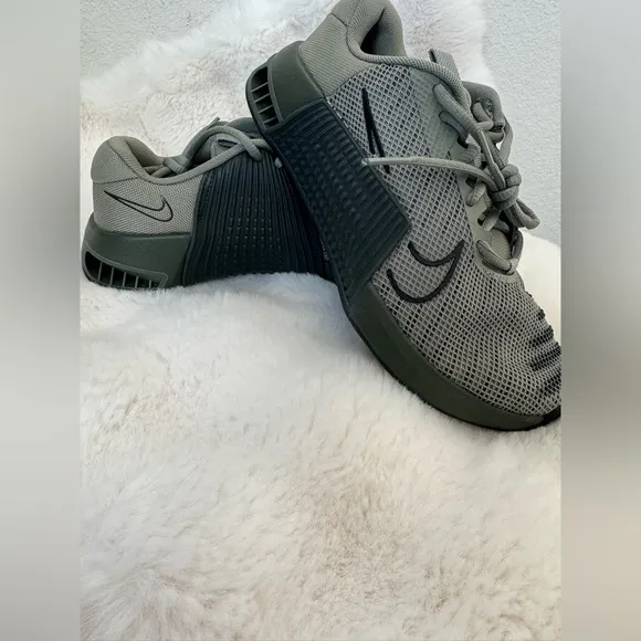 Nike Metcon 9 Men's Size 6.5 Army Green Black Gym Training nby Shoes DZ2617 301