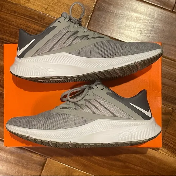 Nike Quest 3 'Light Smoke Grey' Running Shoe