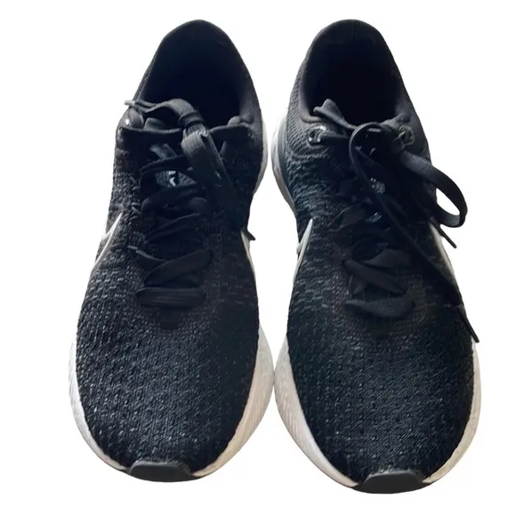 Nike React Flyknit running shoes