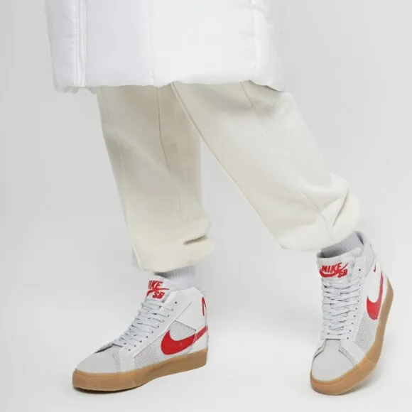 Nike SB Zoom Blazer Mid Premium Oversized Swoosh Mens Shoes Summit White Red 14