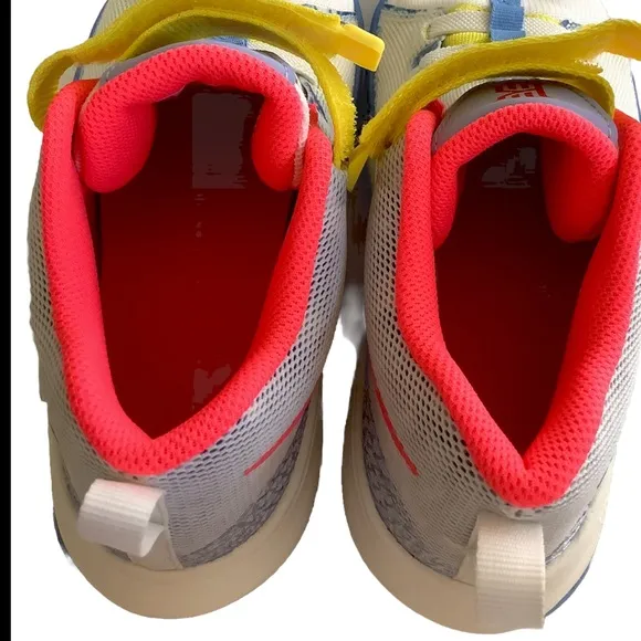 Nike shoes GIRLS Kids Kyrie Flytrap Basketball Shoes DQ8093-100