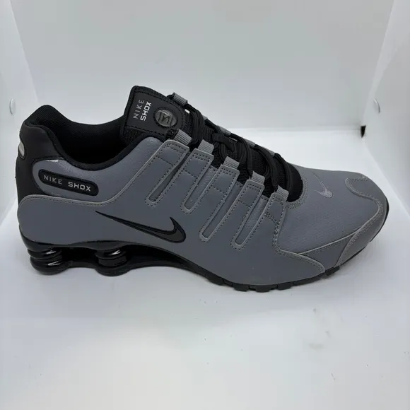 Nike Shox NZ Men Sneakers / Size 10/ Color Grey/Black/ NWB