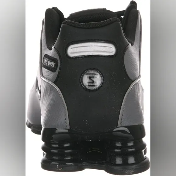 Nike Shox NZ Men Sneakers / Size 10/ Color Grey/Black/ NWB