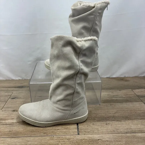 NIKE SNEAKER HOODIE SUEDE WOMEN'S BEIGE BOOTS Size 7 (366449-022)