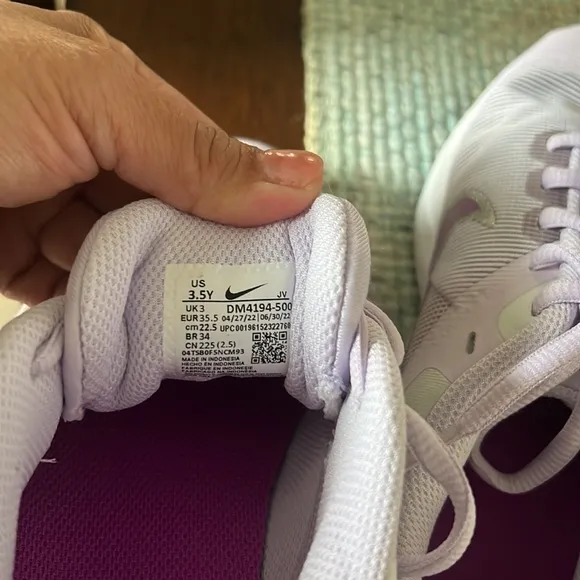 Nike Sneakers girl 3.5 White and Violet Downshifter 12 Running shoes
