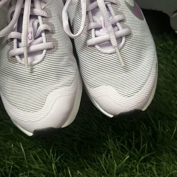 Nike Sneakers girl 3.5 White and Violet Downshifter 12 Running shoes