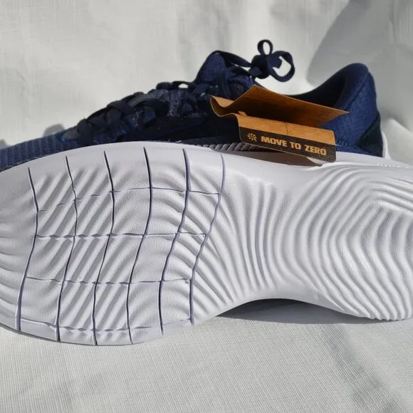 NIKE Unisex FLEX EXPERIENCE RUN 11 RUNNING SHOES Size 9.5 Men's 11 Women's (New)