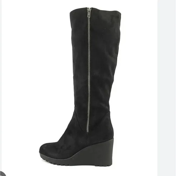 Nine West black faux suede wedge boots - size 8