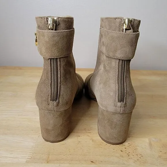 Nine West Quarryn Suede Zipper Back Snap Heeled Ankle Boots Tan Size 6.5