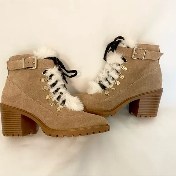 Nine West Tan Suede Ankle Boots with Faux Fur Trim size 7. Real leather.