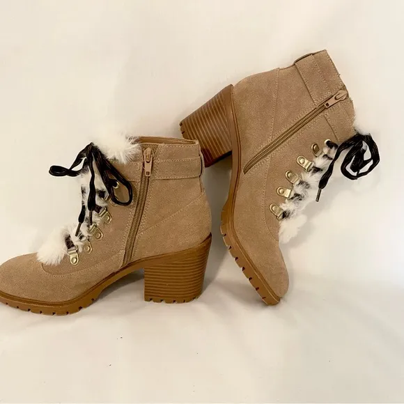 Nine West Tan Suede Ankle Boots with Faux Fur Trim size 7. Real leather.