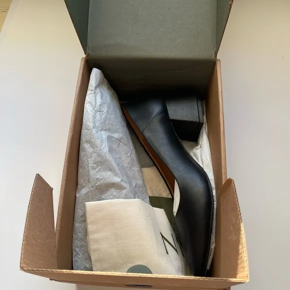 Nisolo 100% Leather Fiorela Go-To Black Mid Block Heels New In Box Size 9