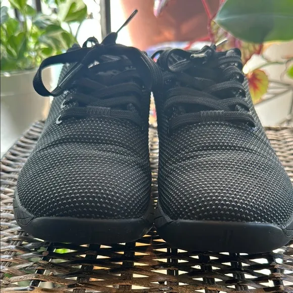 NOBULL MENS OUTWORK BLACK SNEAKERS SIZE 5 WOMENS SIZE 6.5