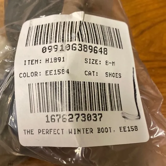 NWB J.Crew Perfect Winter boots H1891 White