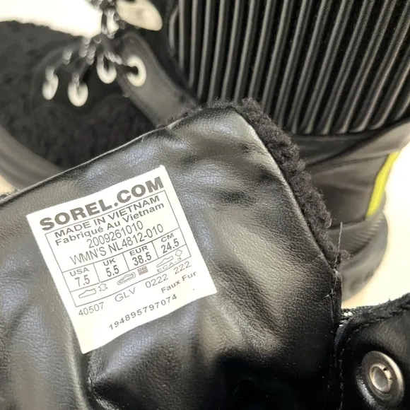 NWOB SOREL Brex Boot Cozy Lace Up Waterproof Black Sea Salt Size 7.5 Leather
