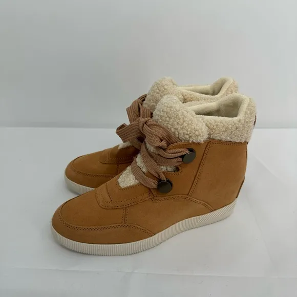 NWOB Sorel Women's Out N About Cozy Wedge Tan Suede Boots Size 8 Booties NEW
