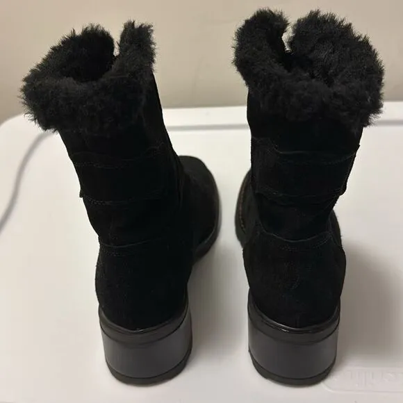 NWOT Aquatalia Black Suede Leather Ankle Boots with Front Zipper. Size 6.