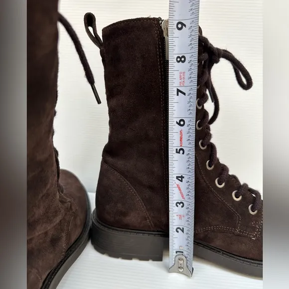 NWOT Clarks Orinoco 2 Boots Suede Lace Up Combat Booties Brown Women Size 9