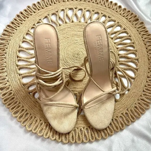 NWOT Femme Barely There Lace Up Heel Tan EU 36