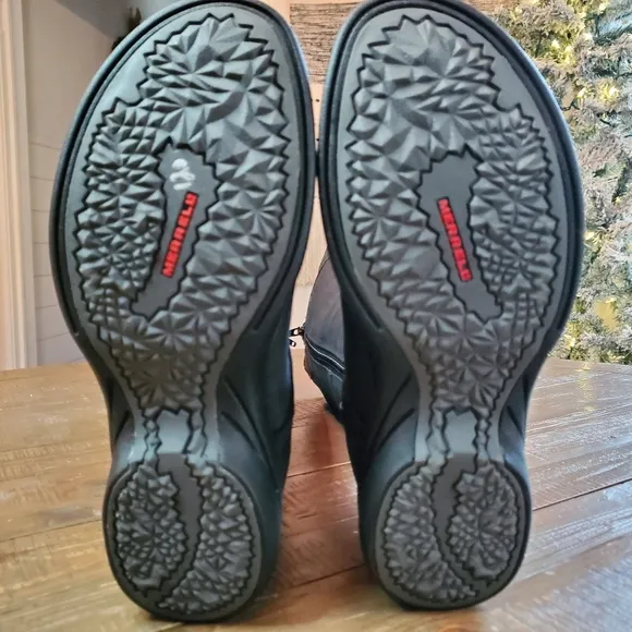 NWOT Merrell Captiva ZIP-Up Waterproof Black Boot