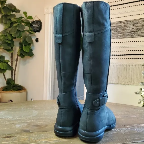 NWOT Merrell Captiva ZIP-Up Waterproof Black Boot