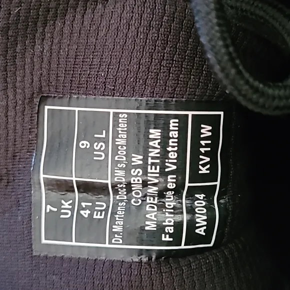 NWOT NEVER WORN Suede Doc Martens