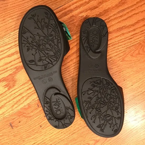 NWOT Oka B Slide with Fabric Bow