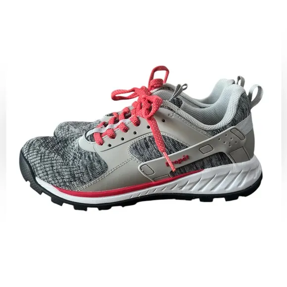 NWOT Propet Visper Women's  Friendly Hiking Shoes – 8.5M