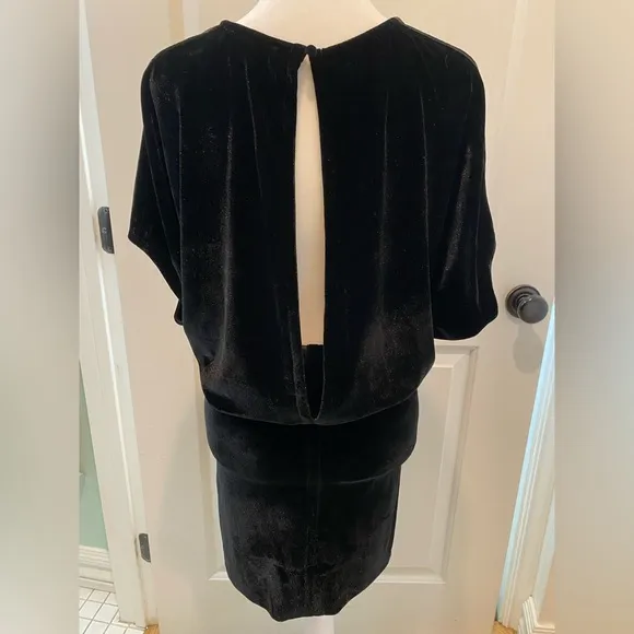 NWOT REISS Loretta Mini Dress in Black Velvet
