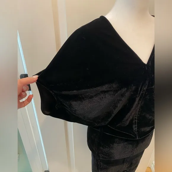 NWOT REISS Loretta Mini Dress in Black Velvet