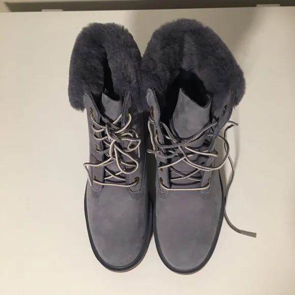 NWOT Timberland Kinsley Faux Fur Waterproof Boots