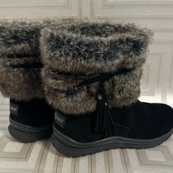 NWOT Women's Everett Faux Fur Trim Mid-Calf Boots