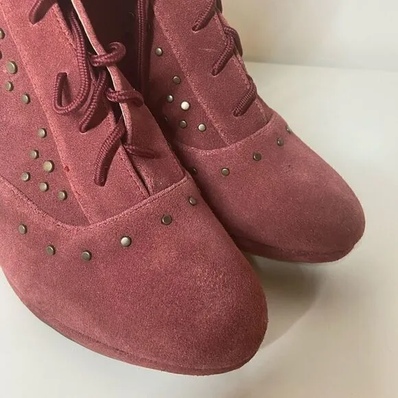 NWOT Lou Lou de la Falaise Red Suede Boots