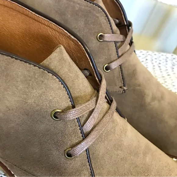 NWT Blake McKay Toby Leather Chukka boots