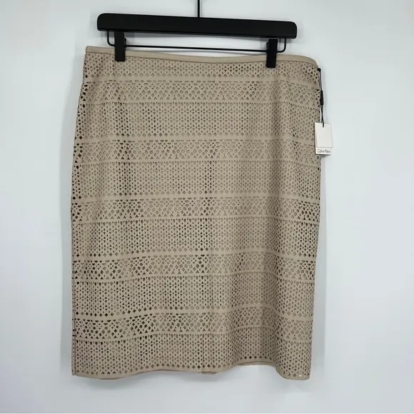 Nwt Calvin Klein Latte Cream Cutout Faux Leather Lined Zip Pencil Skirt