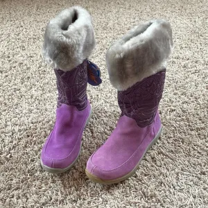 NWT Girl’s Timberland Purple Splash Blaster Boots Size 4.5