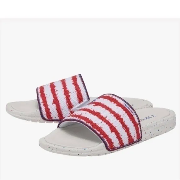 NWT Hey Dude Peggy Flag Patriotic Slip On Slide Sandals Comfy Women's Size 7 NEW