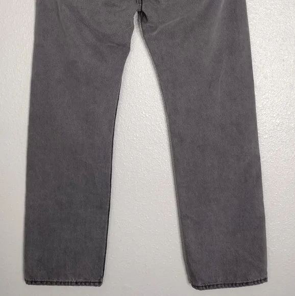 NWT Levi's Men's Gray Denim Classic Fit Casual Straight-Leg Jeans Sz 32×30