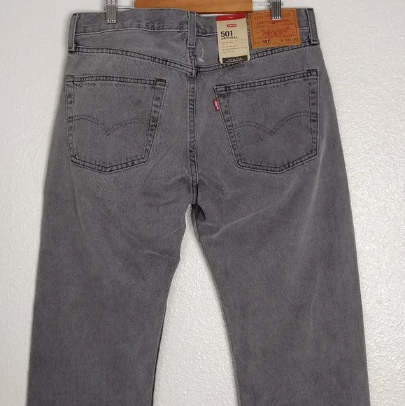 NWT Levi's Men's Gray Denim Classic Fit Casual Straight-Leg Jeans Sz 32×30