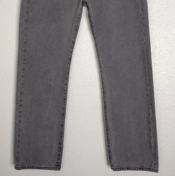 NWT Levi's Men's Gray Denim Classic Fit Casual Straight-Leg Jeans Sz 32×30