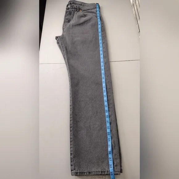 NWT Levi's Men's Gray Denim Classic Fit Casual Straight-Leg Jeans Sz 32×30