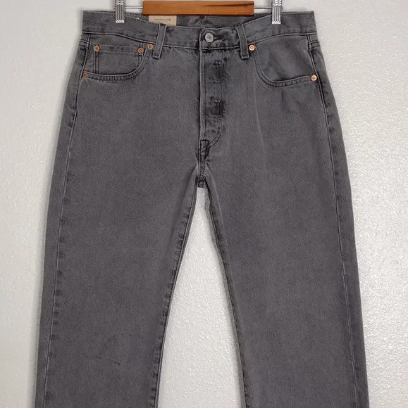 NWT Levi's Men's Gray Denim Classic Fit Casual Straight-Leg Jeans Sz 32×30