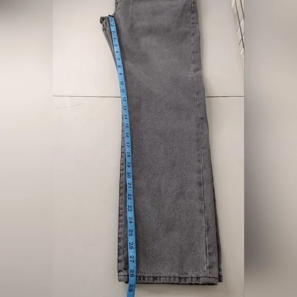 NWT Levi's Men's Gray Denim Classic Fit Casual Straight-Leg Jeans Sz 32×30