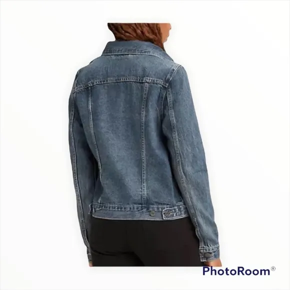NWT LEVI'S Original Trucker Jean Jacket Size Small