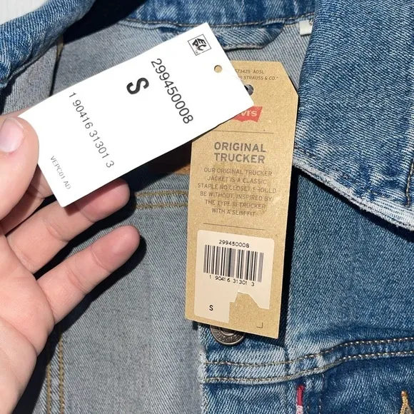 NWT LEVI'S Original Trucker Jean Jacket Size Small