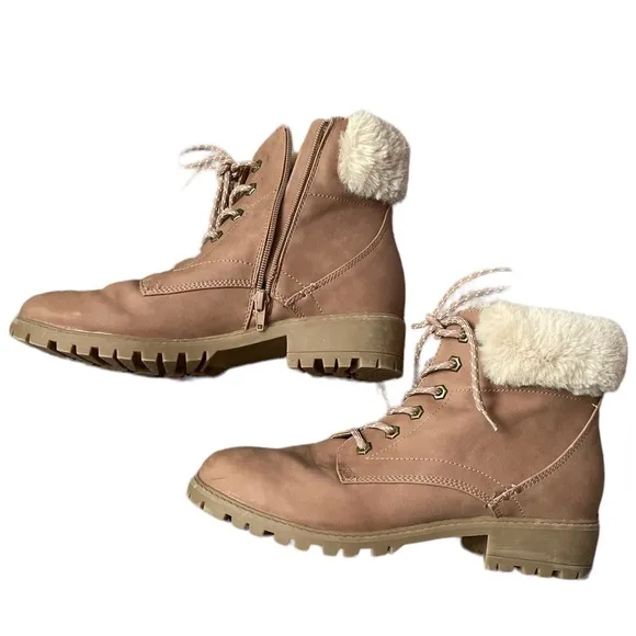NWT Madden Girl Fritz Blush Pink Faux Fur Winter Snow Boots (size 10)